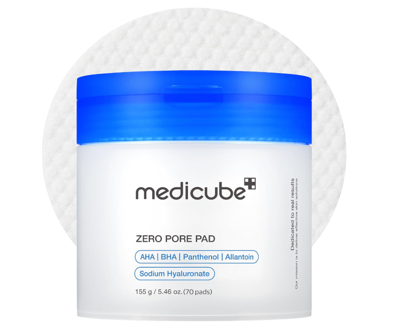 Pote branco Medicube Zero Pore Pad com tampa azul